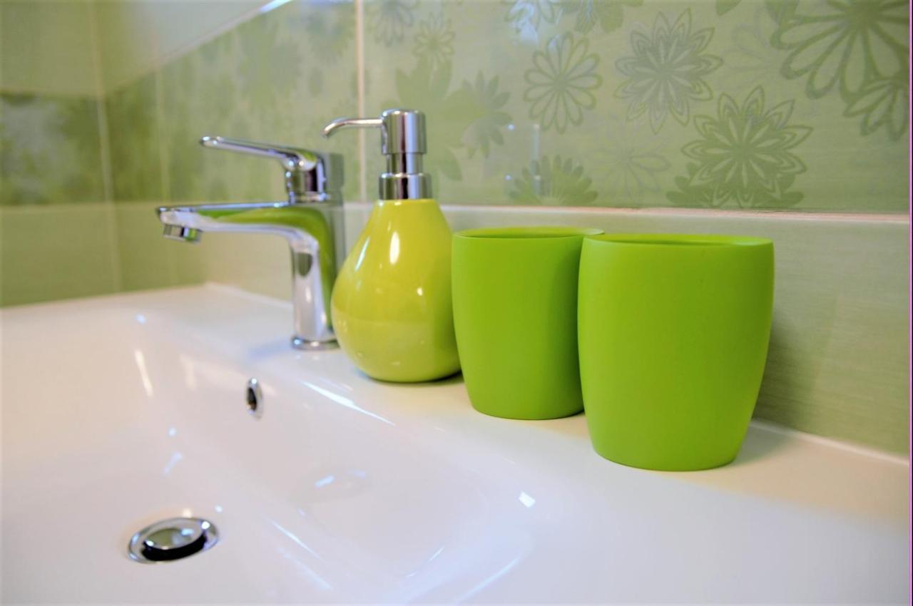 Amaryllis Residence, Apartment Diana & Deluxe Rooms With Shared Kitchen Veli Losinj Exterior photo
