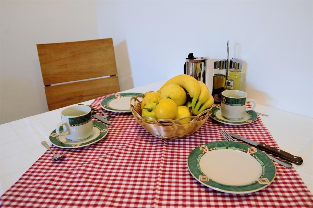 Amaryllis Residence, Apartment Diana & Deluxe Rooms With Shared Kitchen Veli Losinj Exterior photo